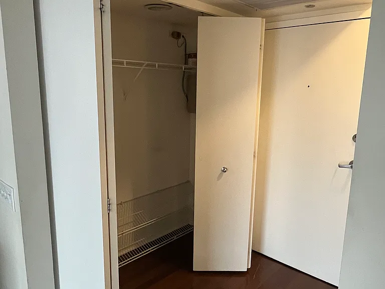 61 W 15th St #202 — Photo 8