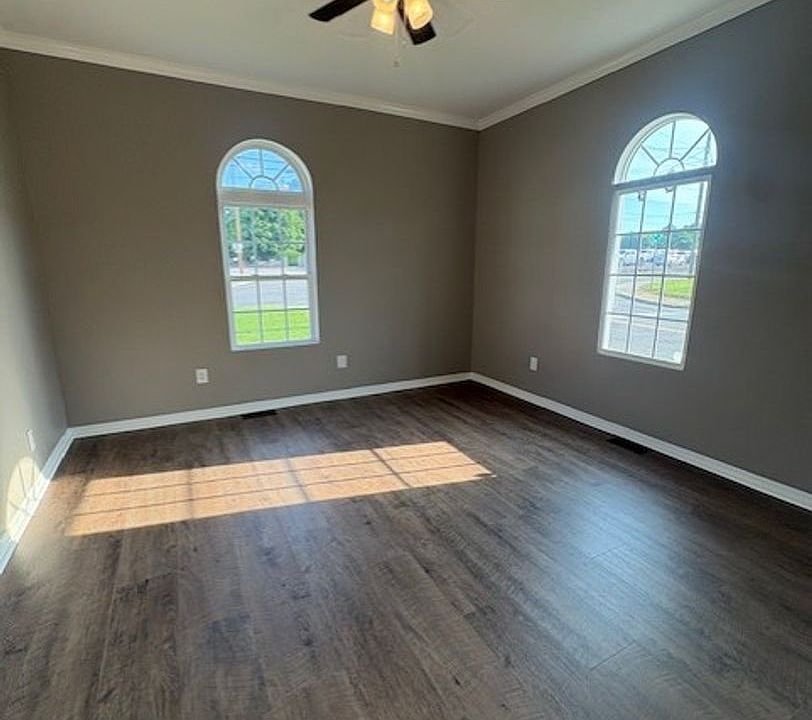 1st image of 606 5th St