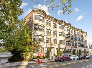 1 Winchester St APT 401, Brookline, MA 02446