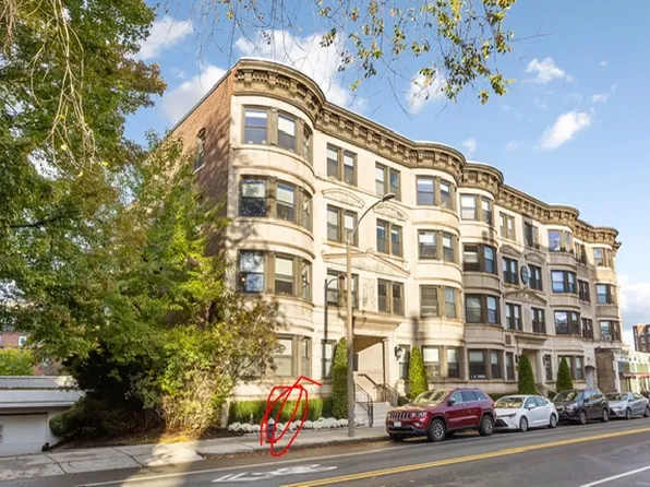 1 Winchester St APT 401, Brookline, MA 02446