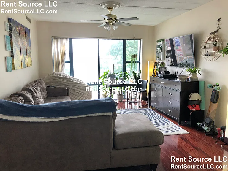 170 Gore St #304 — Photo 7