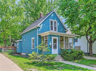 1437 Hewitt Ave, Saint Paul, MN 55104