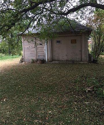 5th image of 613 N Hustead St