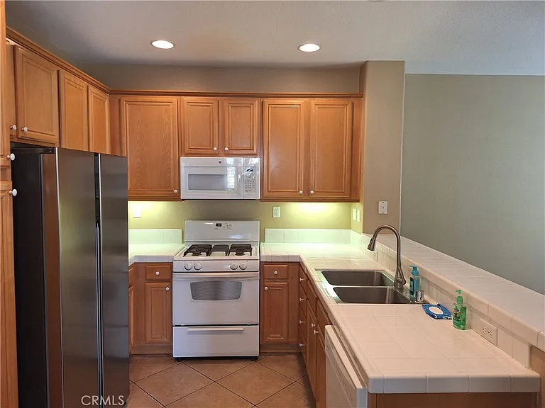 28410 Socorro St — Photo 23