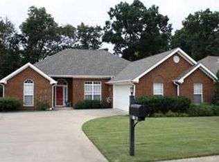 226 Camelot Way, Florence, AL 35633