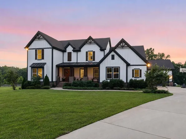 7958 Daugherty Capley Rd, Primm Springs, TN 38476