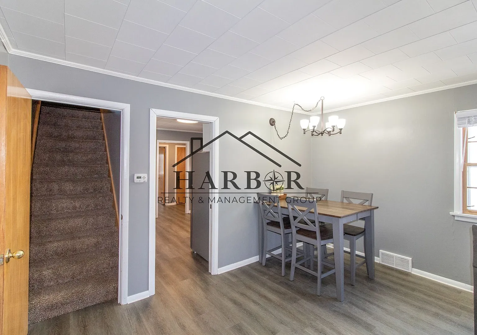 5th Avenue SE Duplex — Photo 3