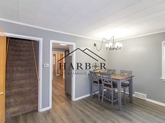 3rd image of 517 5th Ave SE #515