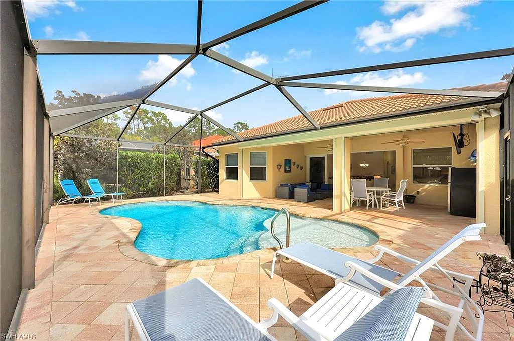 3 bed, 2.5 bath, 2297 sqft, $9,000 — Photo 1