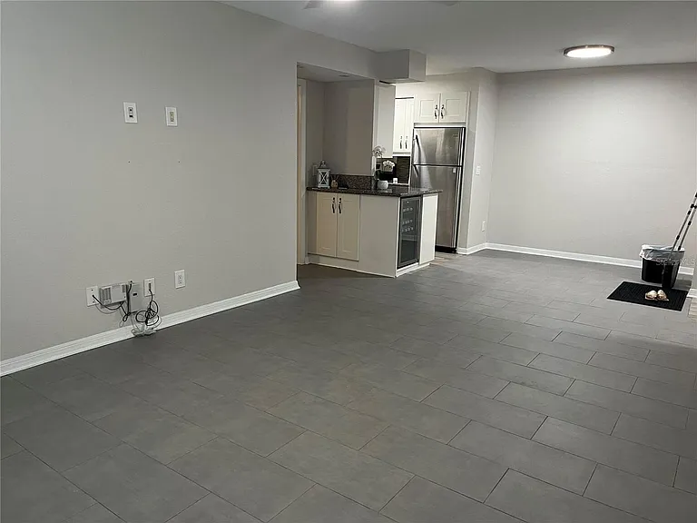 528 Golden Raintree Pl — Photo 7