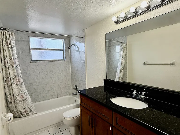 698 Michigan Ct #1 — Photo 13