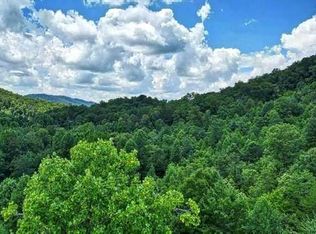 21 Fly Cast Overlook, Hayesville, NC 28904
