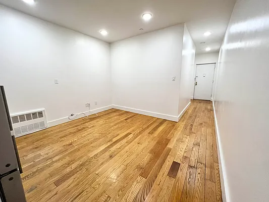 Rented by EastMount Realty LLC | media 13