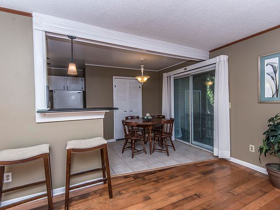 5th image of 2020 Coldspring Dr #602