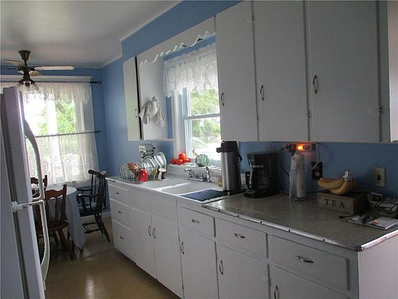 4th image of 10620 W Sheridan Dr