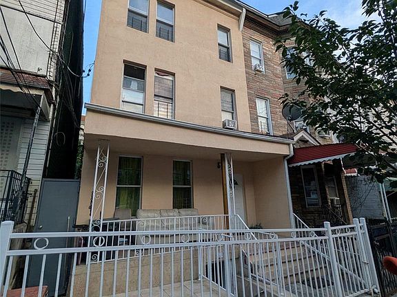 2nd image of 1320 Clay Avenue