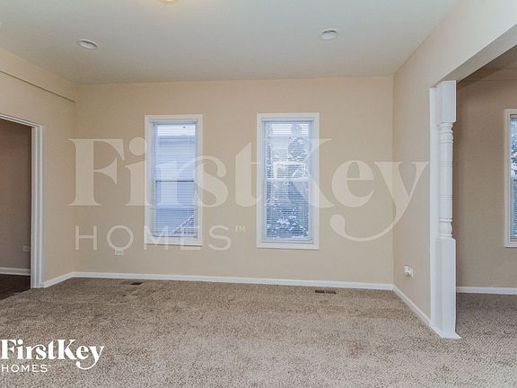 3rd image of 1910 Carmel Blvd #1