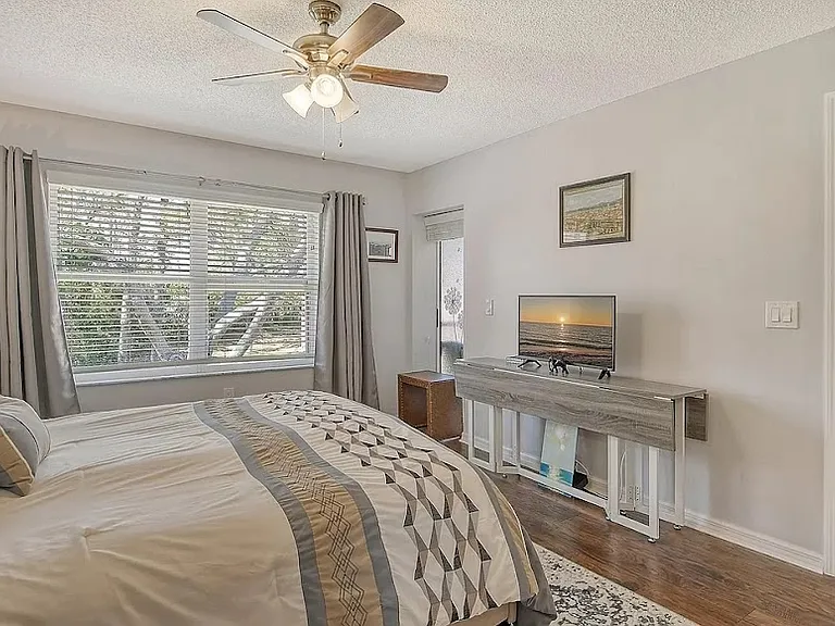 5450 Longwood Run Blvd #202 — Photo 16