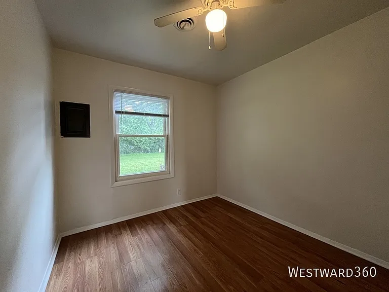 1104 Isabel Dr — Photo 14