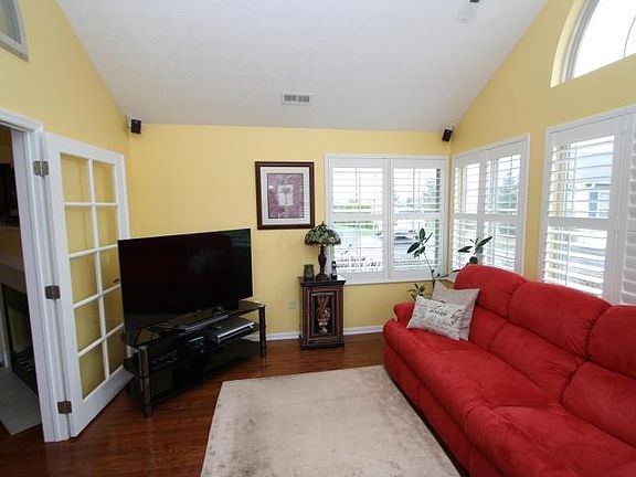 4th image of 4279 Waterside Pl
