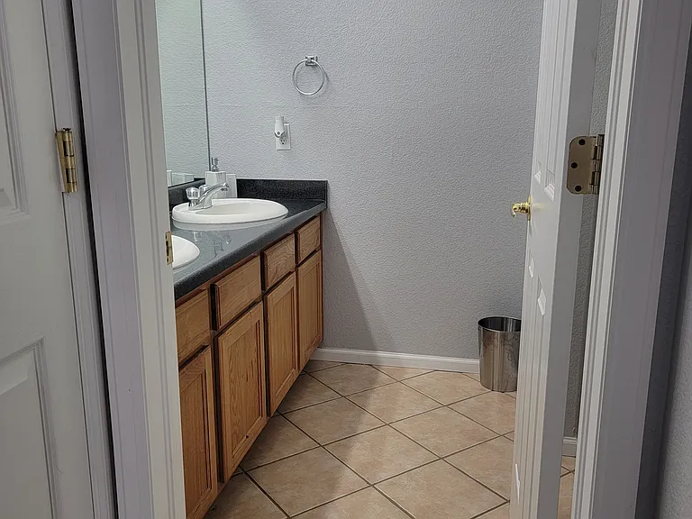 15700 E Jamison Dr — Photo 17