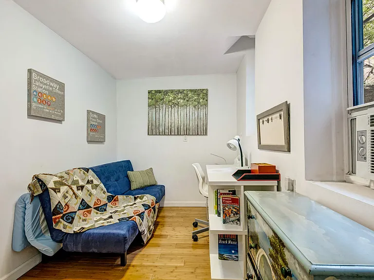 264 W 73rd St #GARDEN — Photo 9