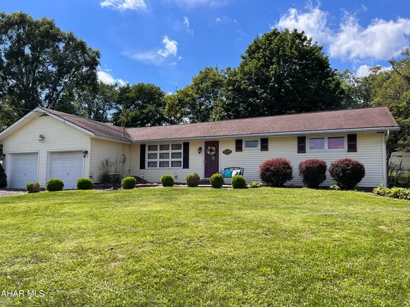 3195 Valley Rd, Fishertown, PA 15539