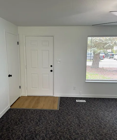74 E Valley View Dr — Photo 4