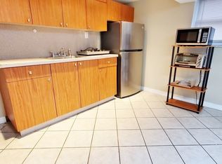 21-38 29th St #R1, Astoria, NY 11105