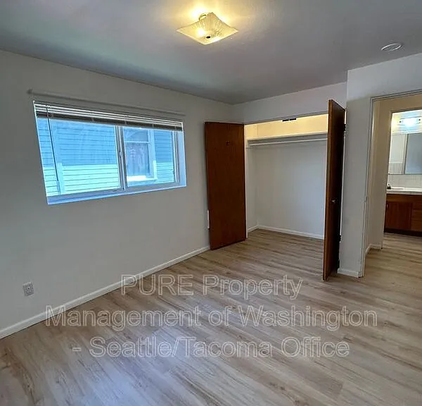 311 2nd St NE #3 — Photo 11