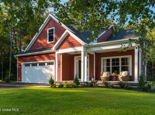 4 Cerulean Blvd, Wilton, NY 12831
