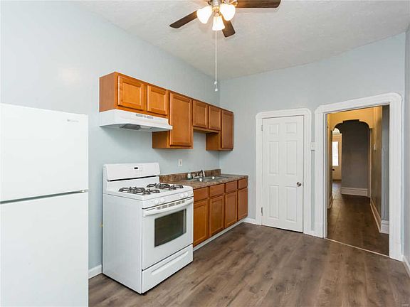 5th image of 2706 Ann Ave