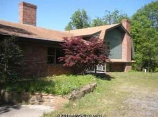 361 Mountain Acres Dr, Moorefield, WV 26836