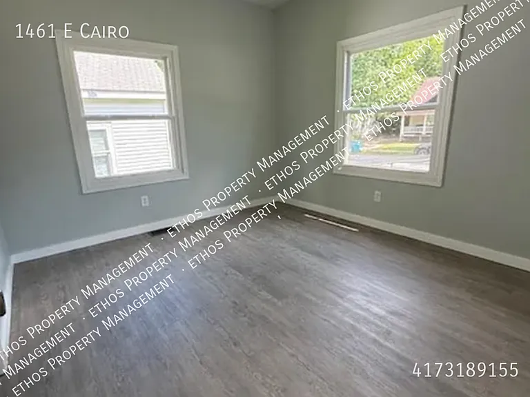 1461 E Cairo St — Photo 10