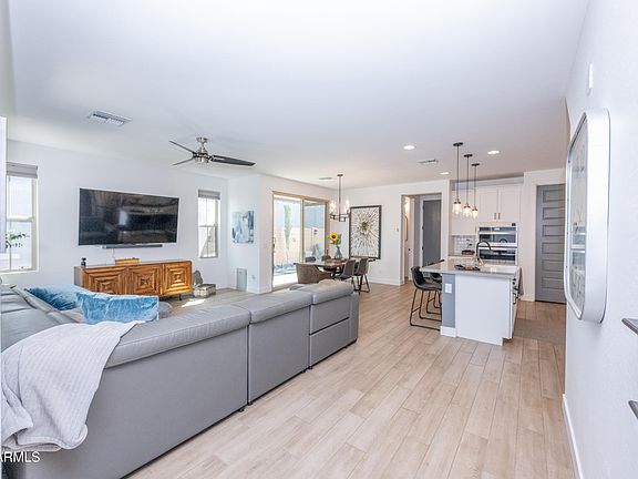 4th image of 2037 W KINFIELD Trail