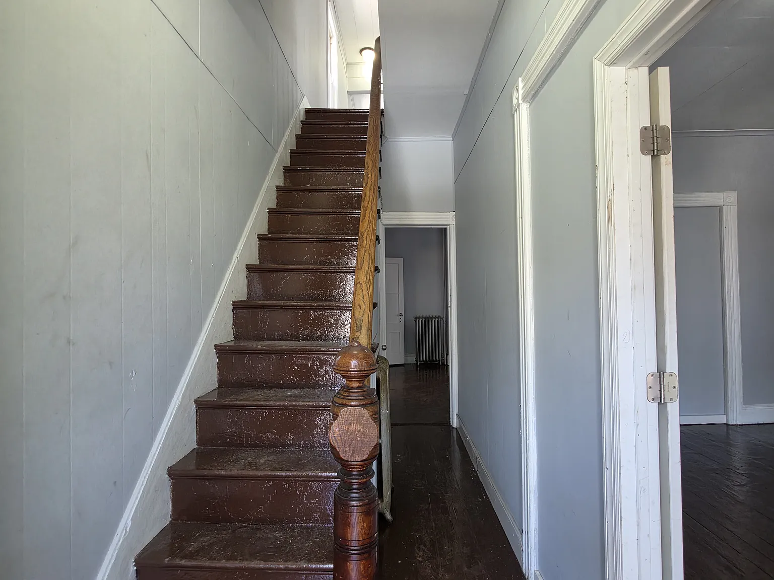 5 bed, $4,000 — Photo 2