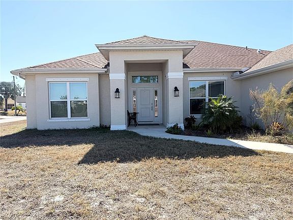 3rd image of 2779 Starview Ave