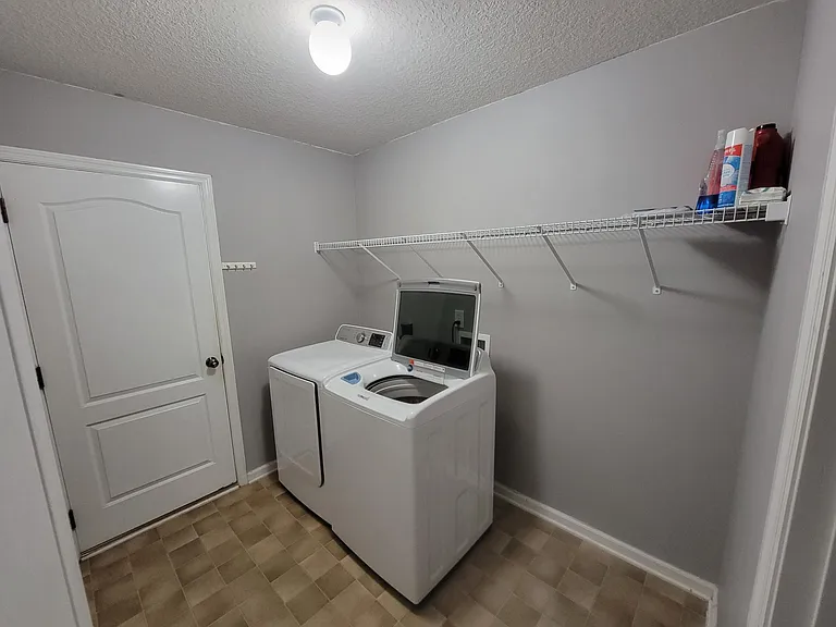 11533 Pleasant Creek Dr — Photo 21