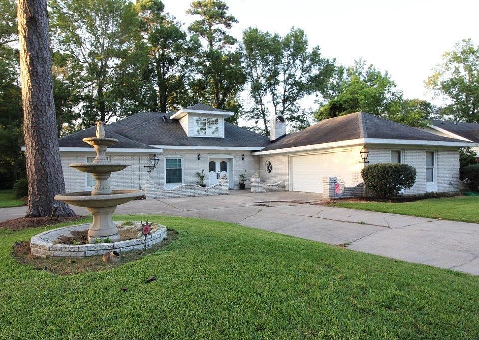 1st image of 1220 N Bayouwood Dr