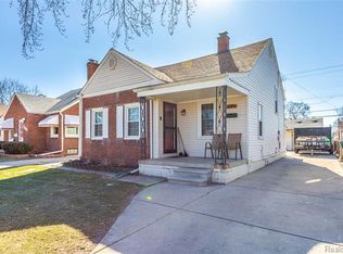 1071 Ford Blvd, Lincoln Park, MI 48146