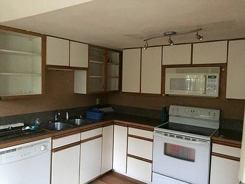 2nd image of 710 S Division St