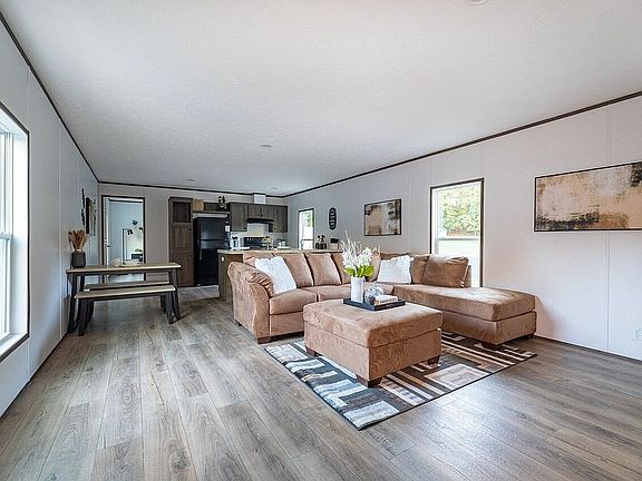 3rd image of 3017 Ino Dr