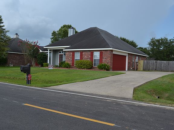 2nd image of 307 Deer Meadow Blvd