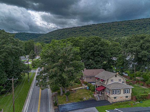 4th image of 3832 Juniata Gap Rd