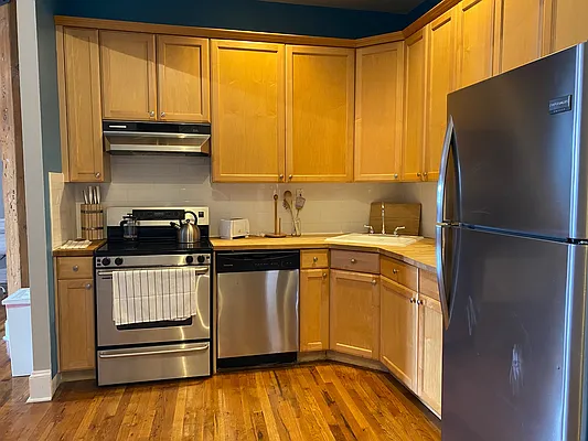 Rented by Dream Space Realty | media 25