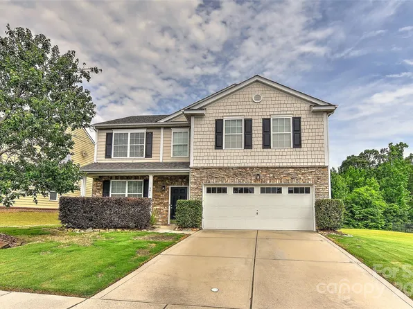 5011 Blue Stream Ln, Indian Trail, NC 28079