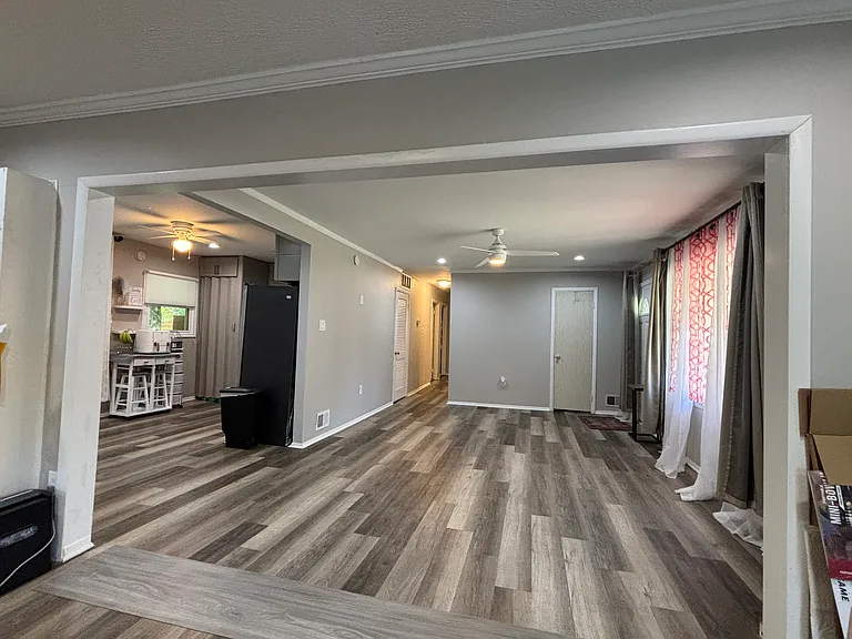 8208 Keeler St — Photo 11