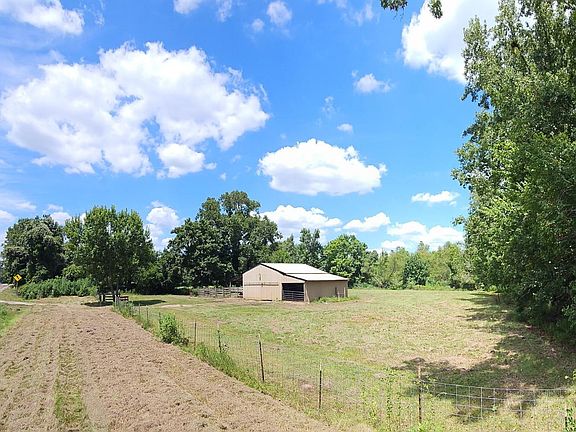 3rd image of 2527 Fm 563 Rd
