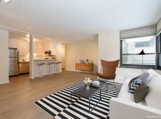 33 E Cedar St APT 3A, Chicago, IL 60611