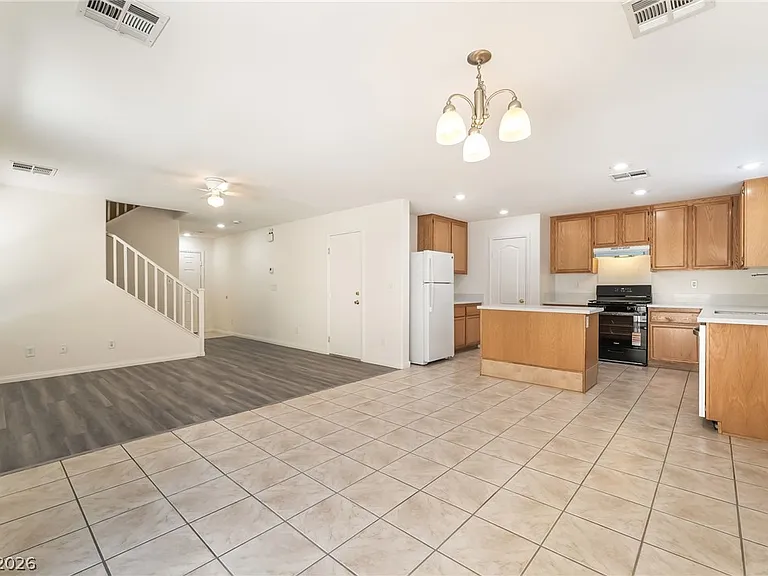 7261 American Pride St — Photo 11